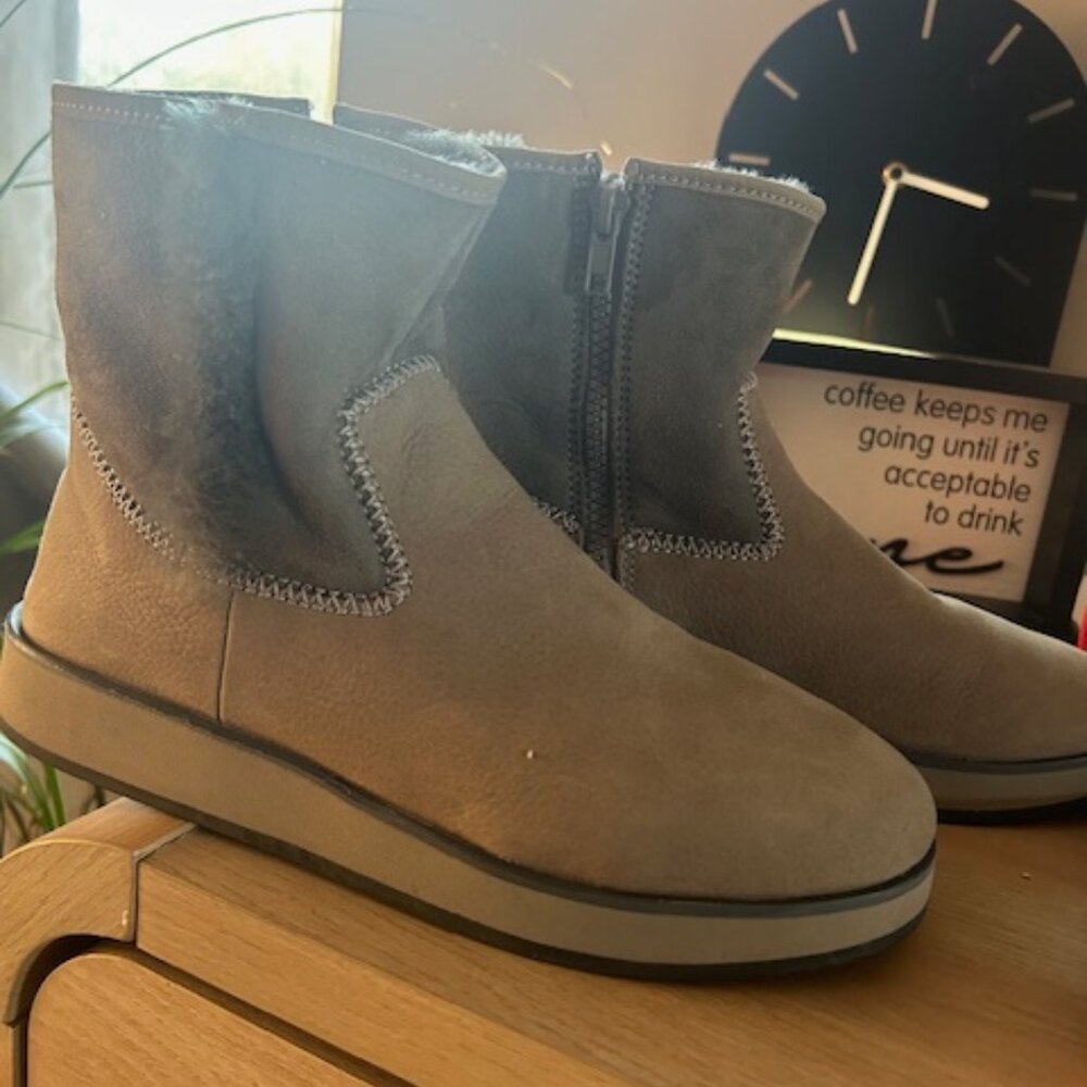 Women's OluKai Fur Lined Suede Boots